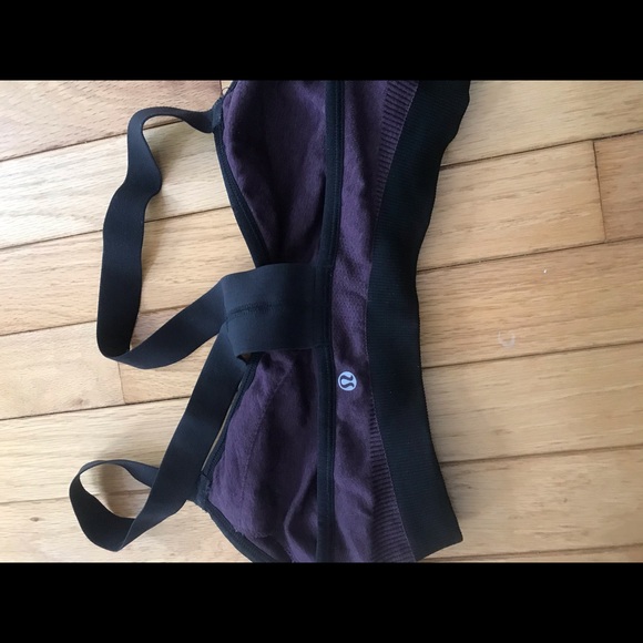 Lululemon sports bra - Picture 2 of 2